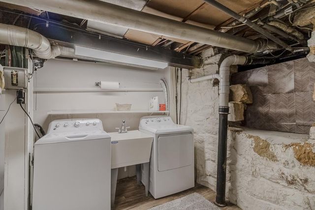 541 Nicollet Avenue, North Mankato, MN 56003