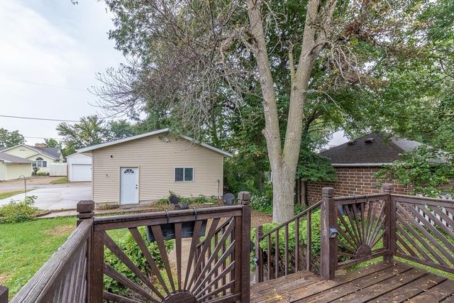 541 Nicollet Avenue, North Mankato, MN 56003