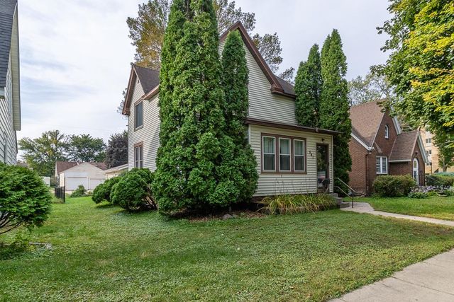 541 Nicollet Avenue, North Mankato, MN 56003