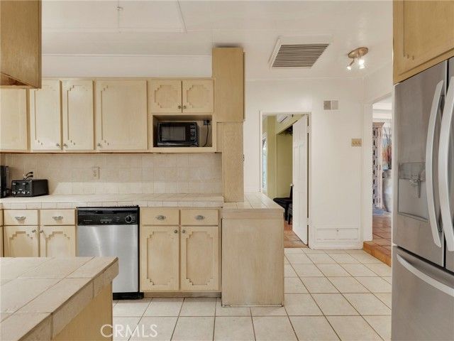 6033 Fulcher, North Hollywood (los Angeles), CA 91606