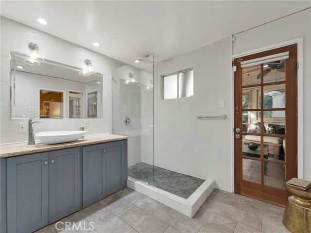 6033 Fulcher, North Hollywood (los Angeles), CA 91606