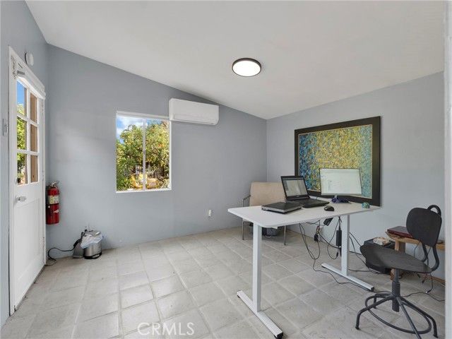 6033 Fulcher, North Hollywood (los Angeles), CA 91606