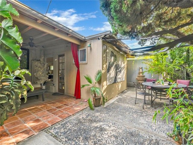 6033 Fulcher, North Hollywood (los Angeles), CA 91606