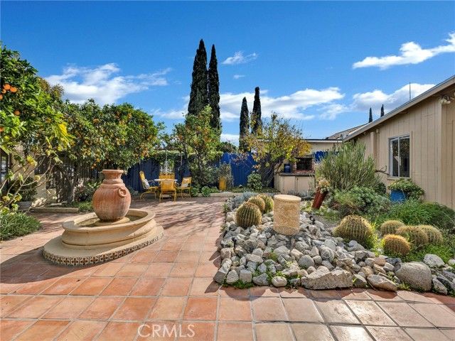 6033 Fulcher, North Hollywood (los Angeles), CA 91606