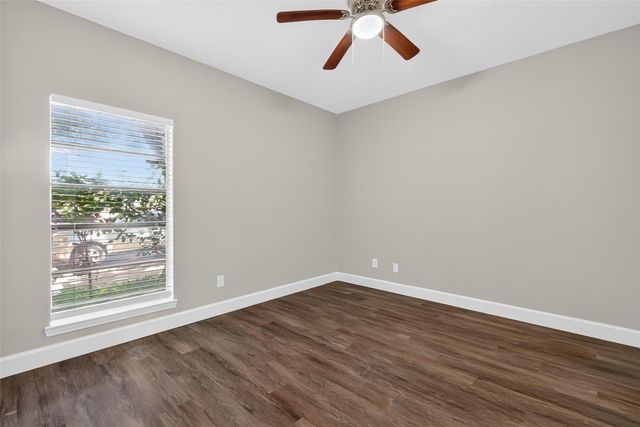 9707 Richmond Avenue 75, Houston, TX 77042