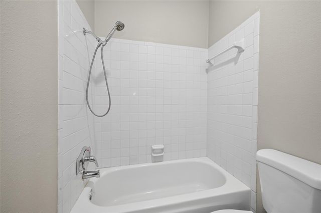 9707 Richmond Avenue 75, Houston, TX 77042