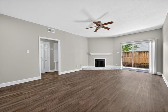 9707 Richmond Avenue 75, Houston, TX 77042