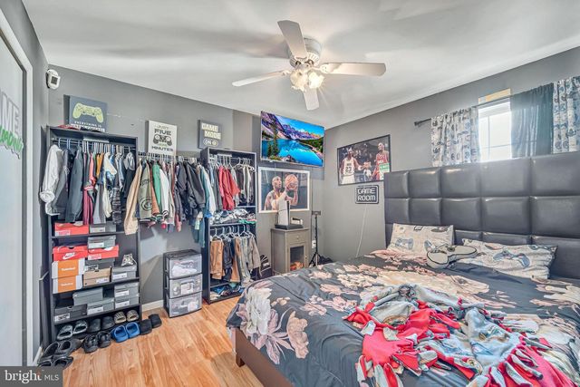 1 GRANITE CT, Sicklerville, NJ 08081