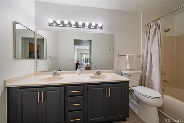 3701 Cactus Creek Court 104, Highlands Ranch, CO 80126