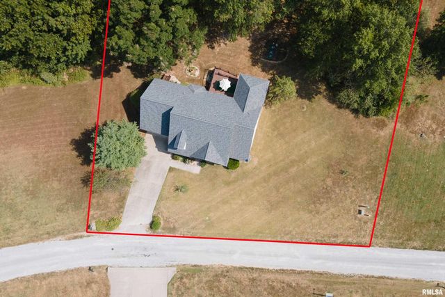 145 OAKVIEW Road, Carbondale, IL 62901