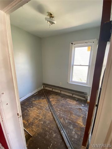 46 Fay Street, Buffalo, NY 14211