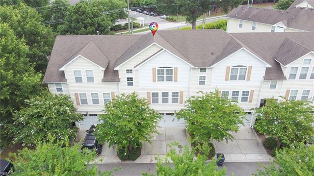 5556 Taylors Walke LN, Virginia Beach, VA 23462