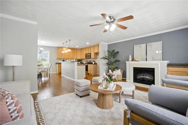 5556 Taylors Walke LN, Virginia Beach, VA 23462