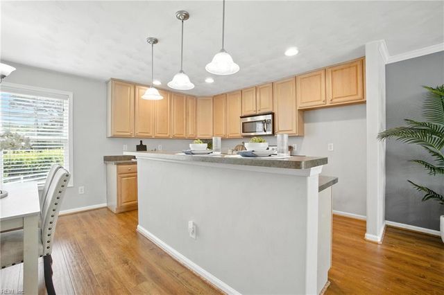 5556 Taylors Walke LN, Virginia Beach, VA 23462