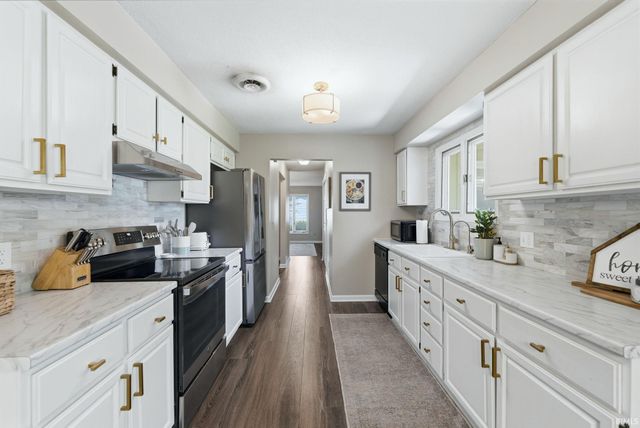 500 Greenbriar Boulevard, Auburn, IN 46706