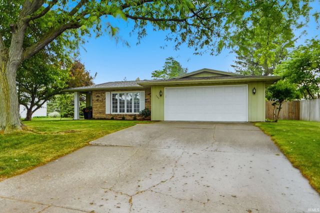 500 Greenbriar Boulevard, Auburn, IN 46706