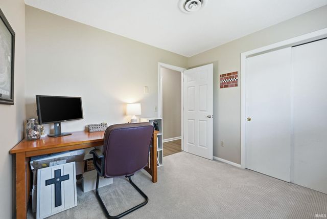 500 Greenbriar Boulevard, Auburn, IN 46706
