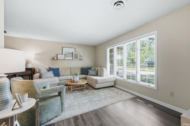 500 Greenbriar Boulevard, Auburn, IN 46706