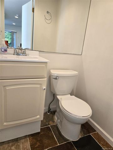 90 Firwood Road A (rear), Port Washington, NY 11050