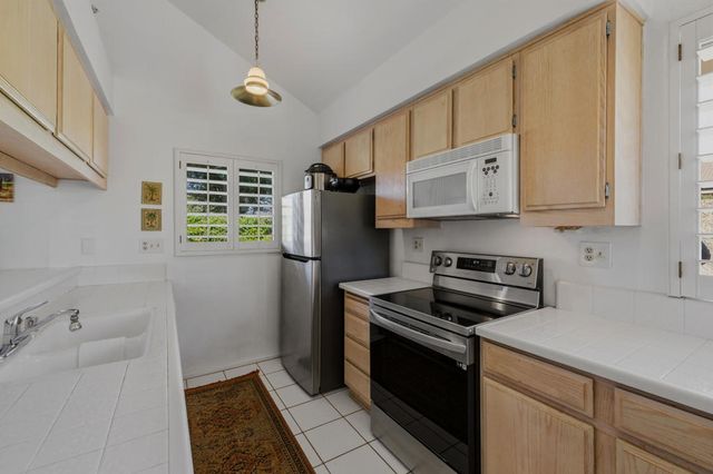 67 Verde Way, Palm Desert, CA 92260