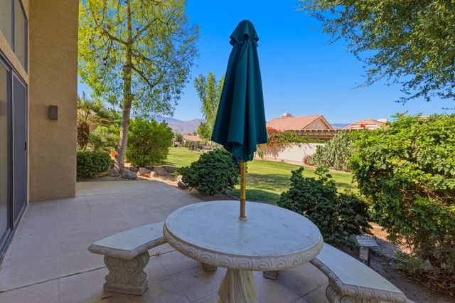 67 Verde Way, Palm Desert, CA 92260