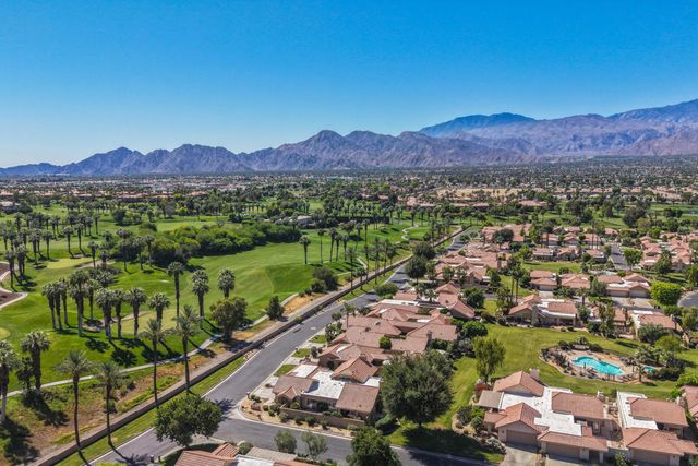 67 Verde Way, Palm Desert, CA 92260