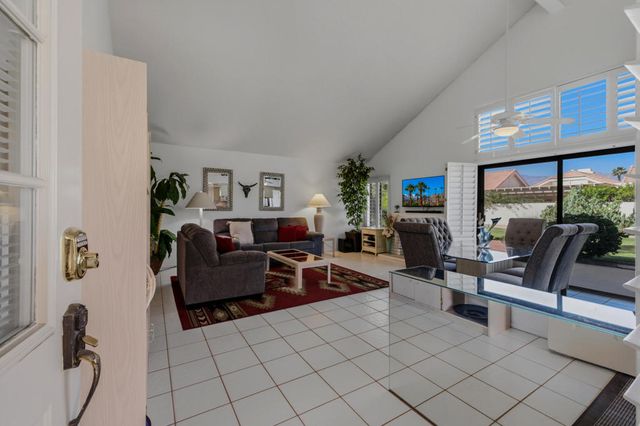 67 Verde Way, Palm Desert, CA 92260