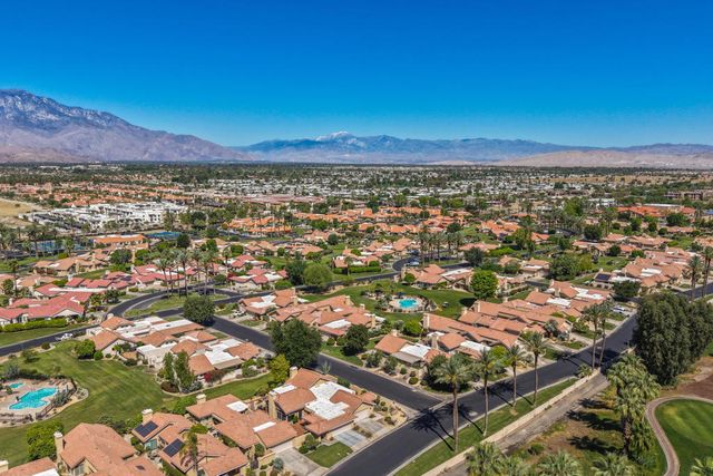 67 Verde Way, Palm Desert, CA 92260