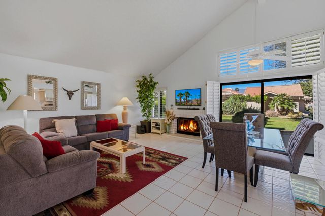 67 Verde Way, Palm Desert, CA 92260