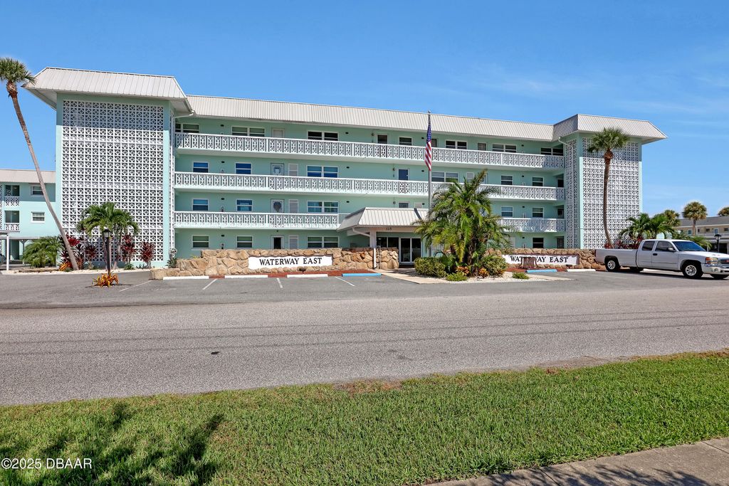 325 N Causeway Apt D104, New Smyrna Beach, FL 32169