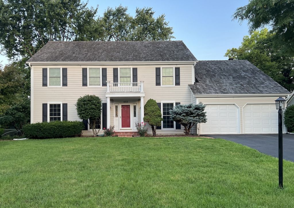 432 Whitney Drive, Barrington, IL 60010