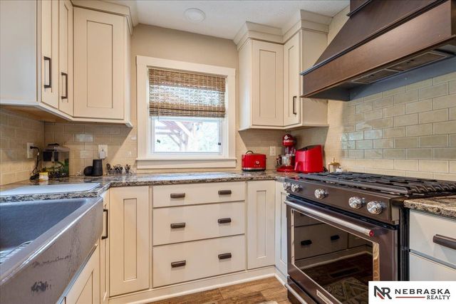 718 Avenue E, Plattsmouth, NE 68048