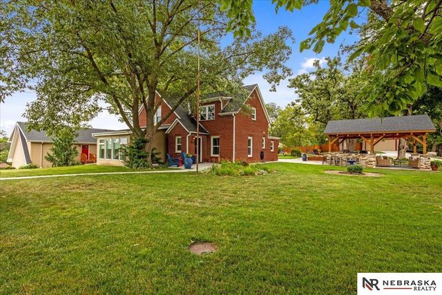 718 Avenue E, Plattsmouth, NE 68048