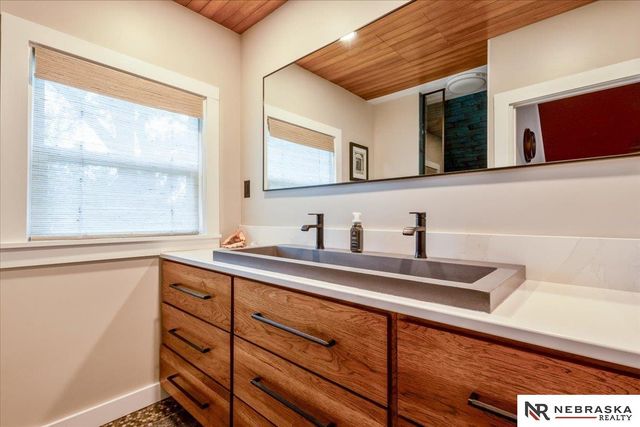 718 Avenue E, Plattsmouth, NE 68048