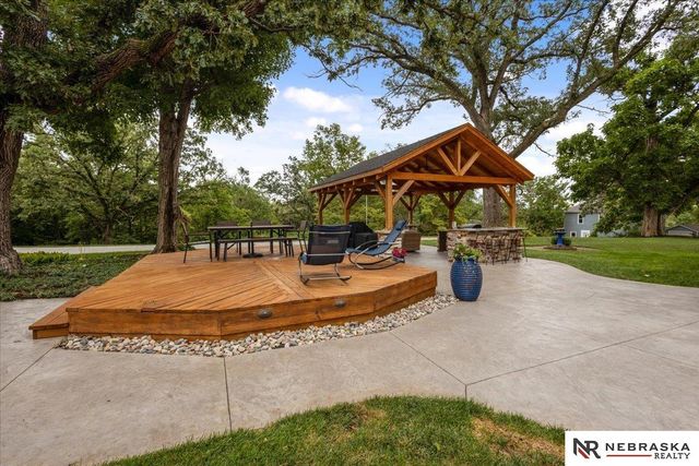 718 Avenue E, Plattsmouth, NE 68048