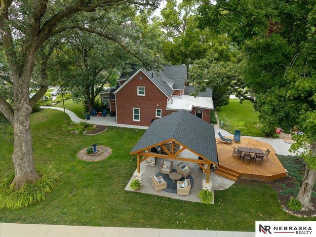 718 Avenue E, Plattsmouth, NE 68048