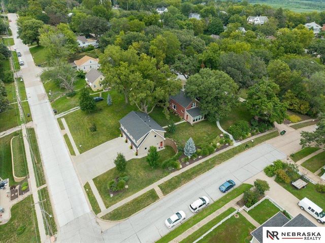 718 Avenue E, Plattsmouth, NE 68048