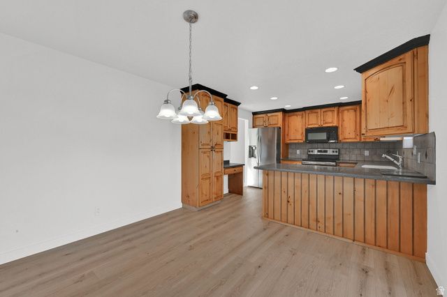 1974 E 7775 S, South Weber, UT 84405