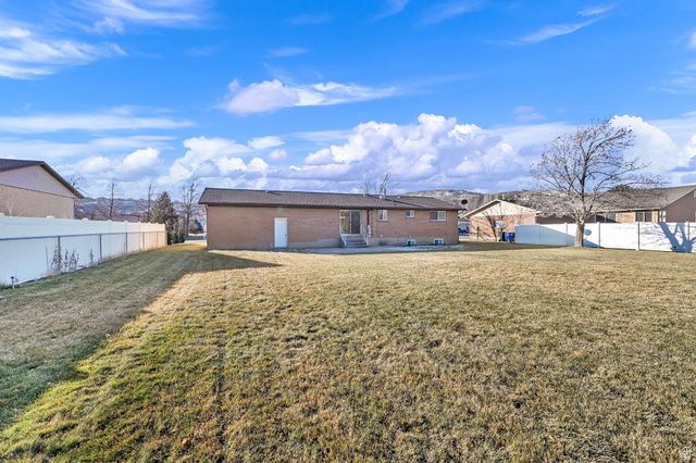 1974 E 7775 S, South Weber, UT 84405