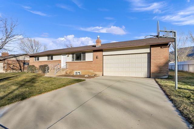 1974 E 7775 S, South Weber, UT 84405