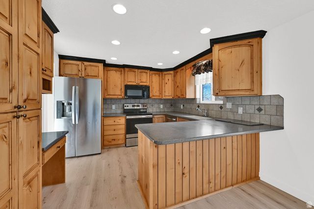 1974 E 7775 S, South Weber, UT 84405