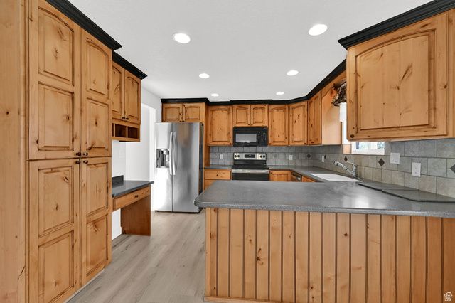 1974 E 7775 S, South Weber, UT 84405