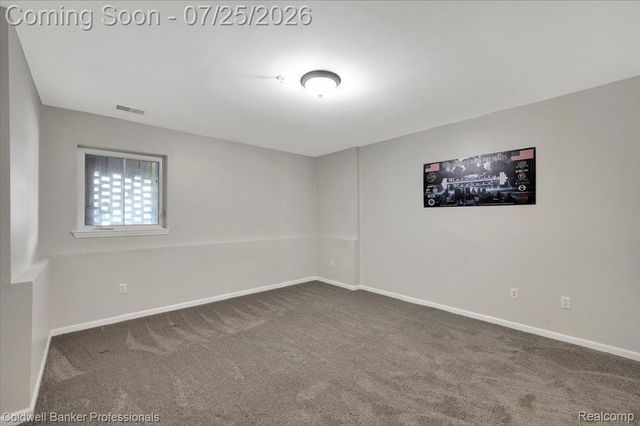 1385 Parkcrest Drive, Waterford Charter Township, MI 48327