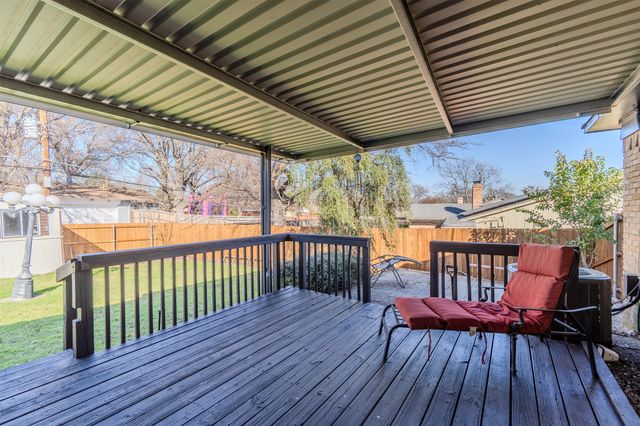 3325 Shady Hollow Lane, Dallas, TX 75233