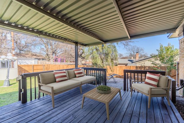 3325 Shady Hollow Lane, Dallas, TX 75233