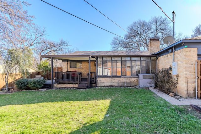 3325 Shady Hollow Lane, Dallas, TX 75233