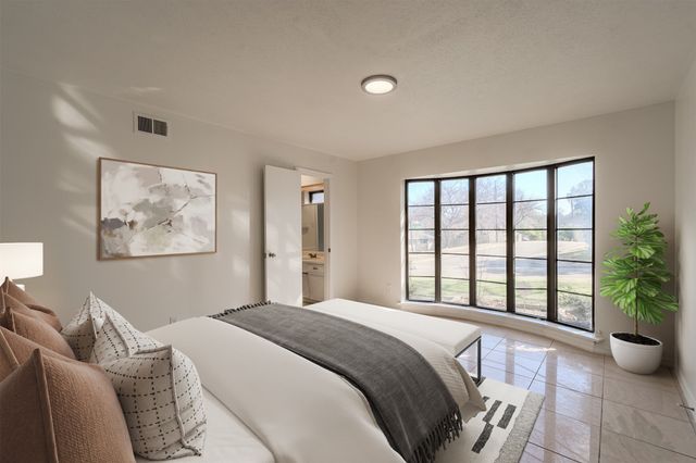 3325 Shady Hollow Lane, Dallas, TX 75233