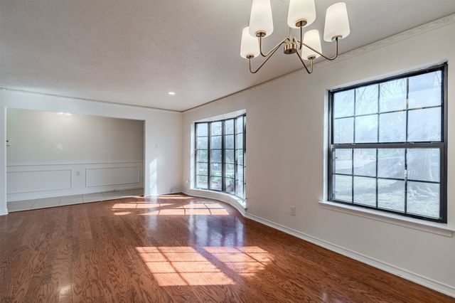 3325 Shady Hollow Lane, Dallas, TX 75233