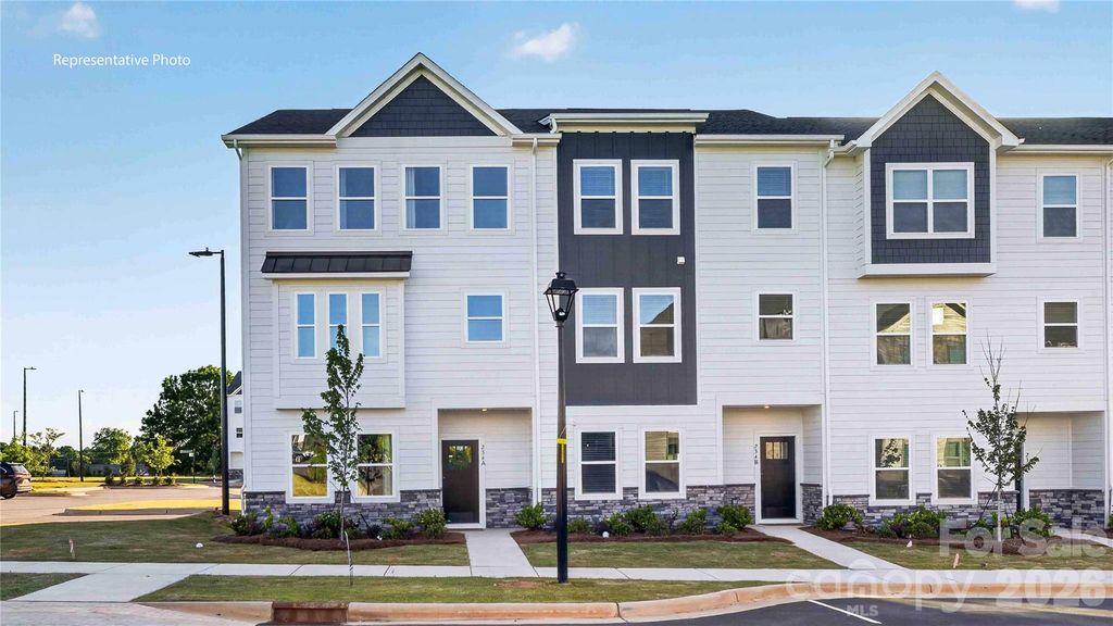 146 Towhee Branch Place TWNH A, Mooresville, NC 28117