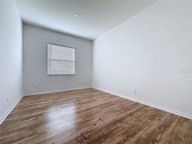 107 CRESCENT MOON DRIVE, Groveland, FL 34736